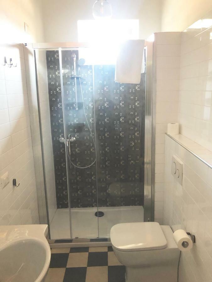 Apartamento Vivi Cernobbio, La Sua Arte, La Sua Magia Exterior foto